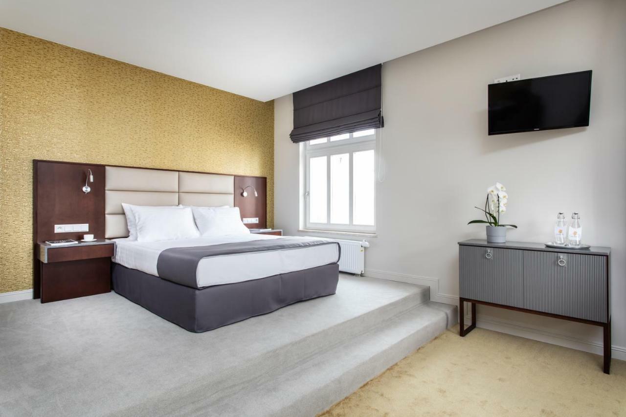 גדינייה Jakubowy Hotel מראה חיצוני תמונה