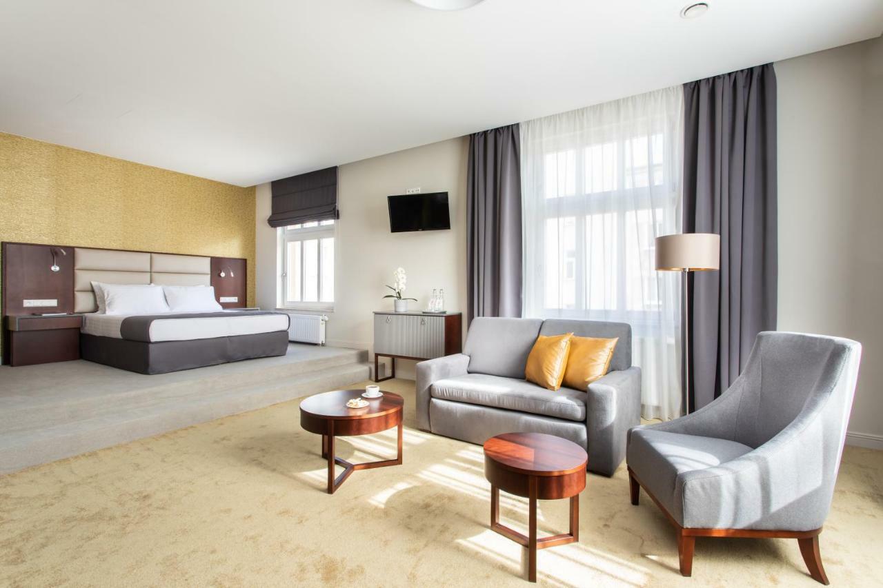 גדינייה Jakubowy Hotel מראה חיצוני תמונה