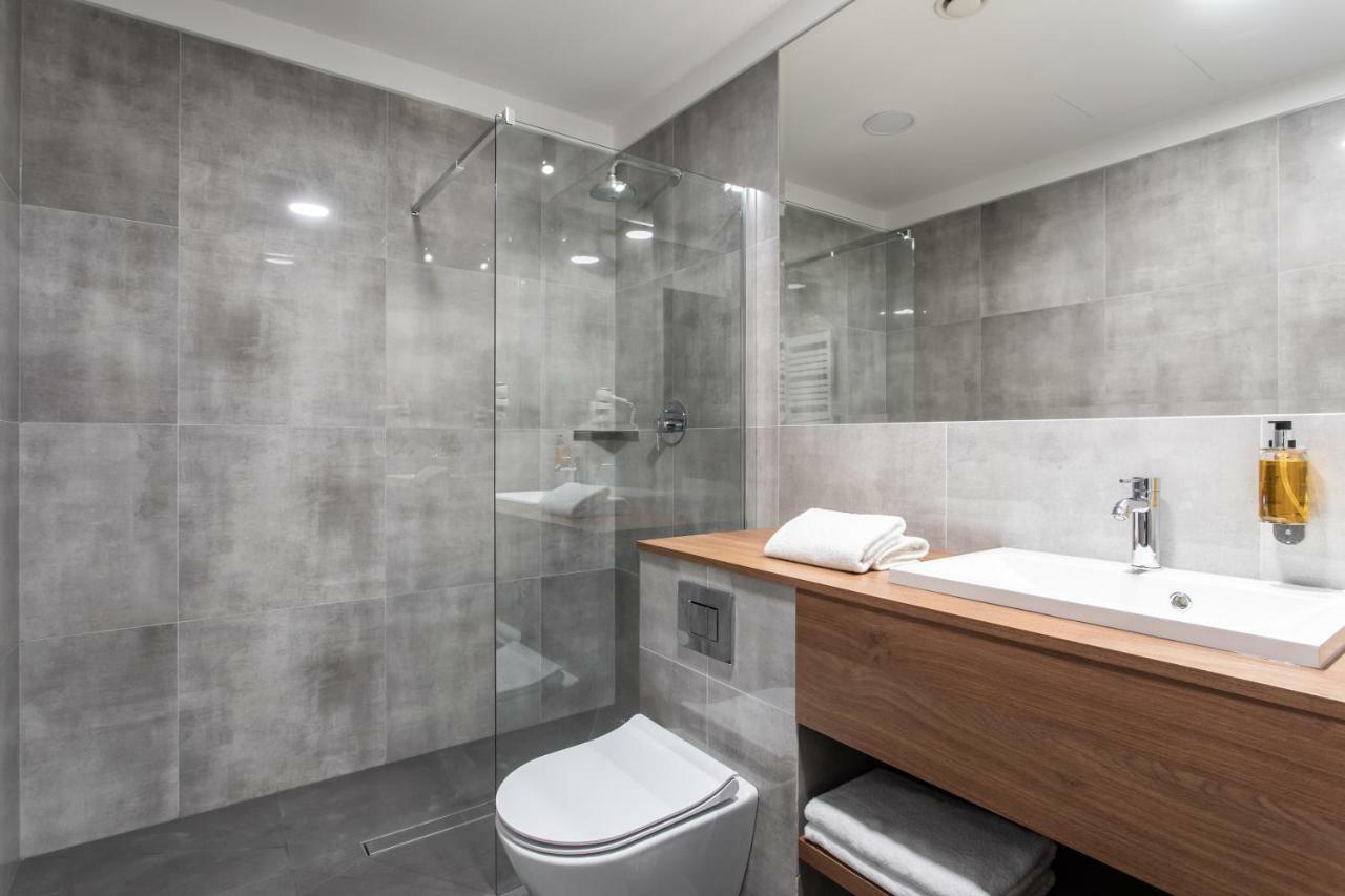 גדינייה Jakubowy Hotel מראה חיצוני תמונה